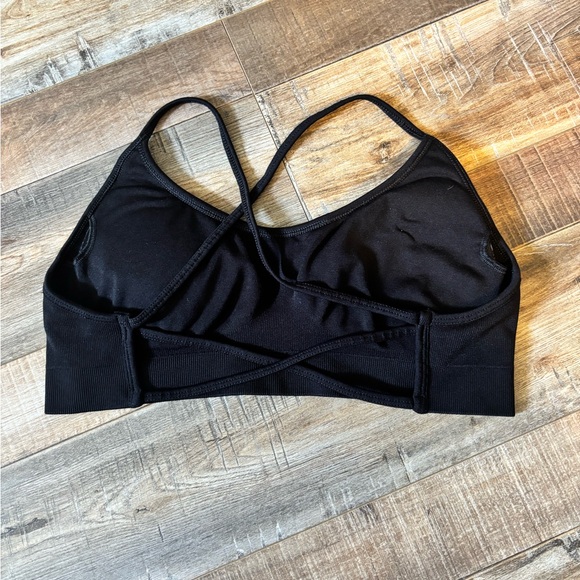 YoungLA Seamless Curve Sports Bra - Picture 2 of 4